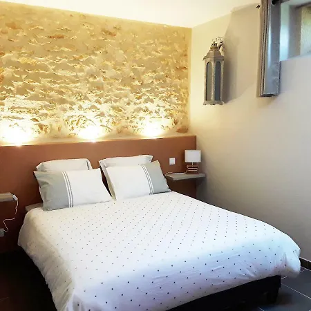 Le Clos De La Caneda 住宿加早餐酒店 萨尔拉拉卡内达