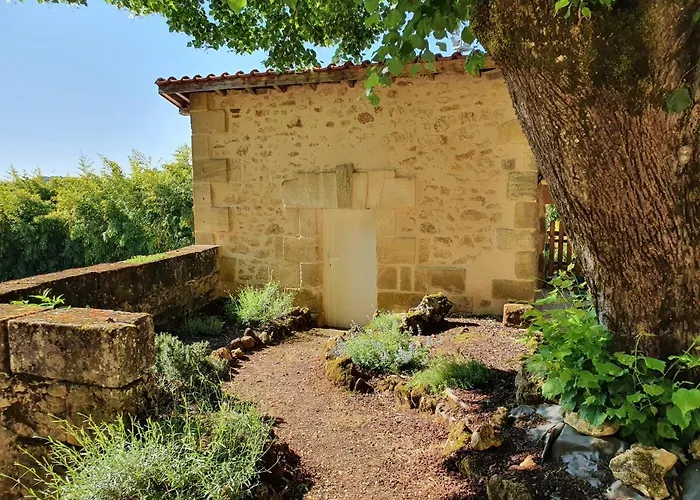 Couette-café Le Clos De La Canéda 4*