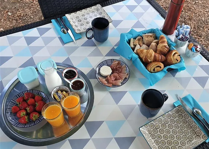 Le Clos De La Caneda 4*