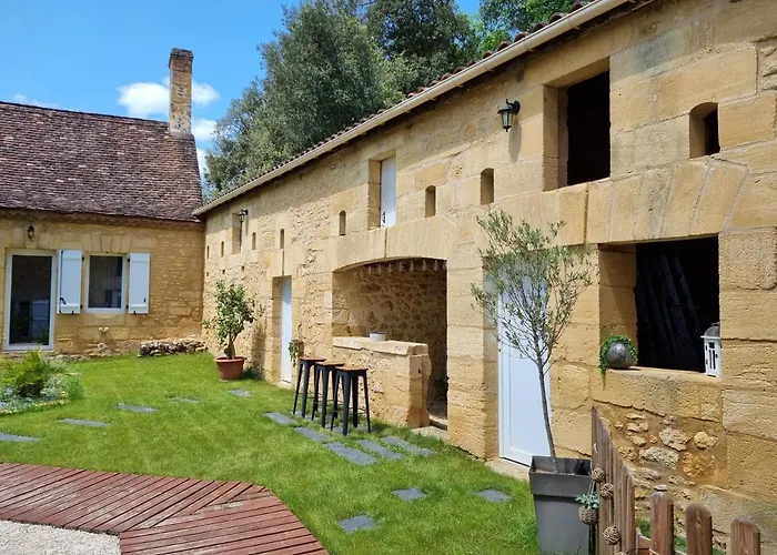 Le Clos De La Canéda Couette-café 4*