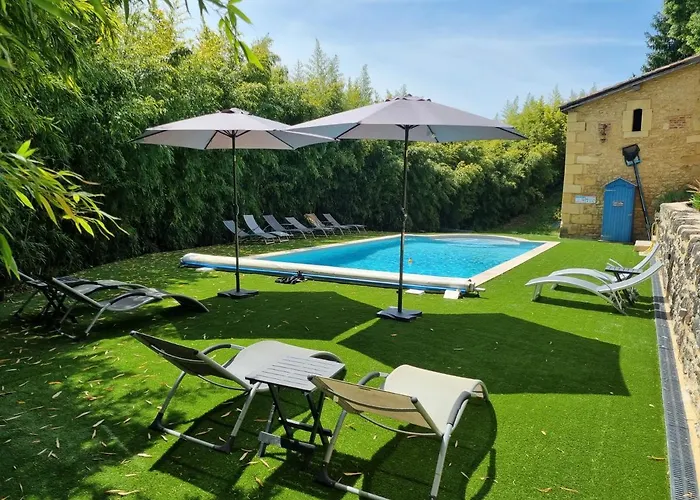 Bed and breakfast Le Clos De La Canéda