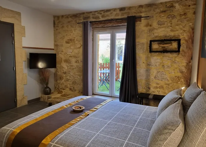 Le Clos De La Caneda